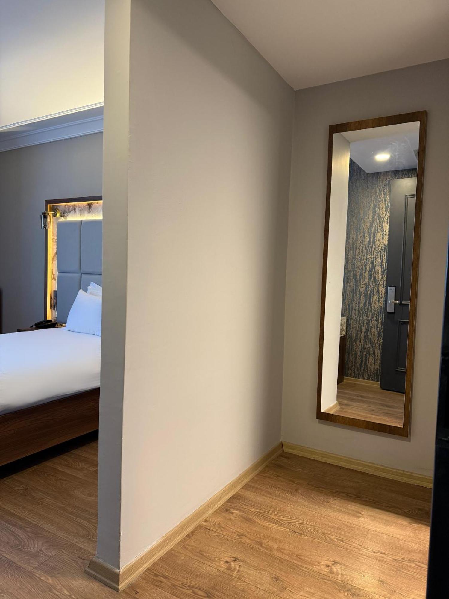 The Yali Konak Hotel Izmir Exterior photo